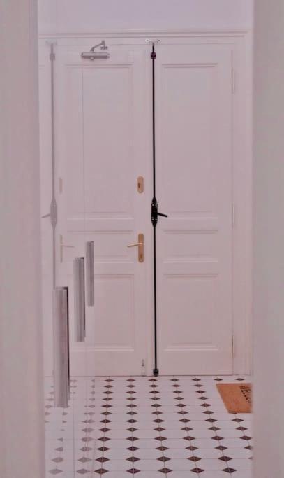 Apartment New! Mucha 3bdr Flat In Heart Of The Center
