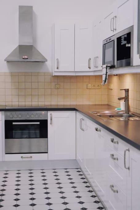 Apartmán New! Mucha 3bdr Flat In Heart Of The Center Praha